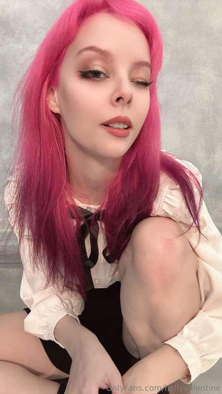 I’m rocking a special Christmas outfit today and couldn’t re..