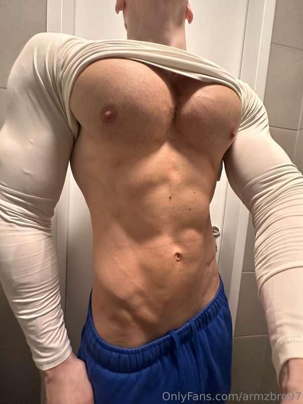 armzbro97 image #13
