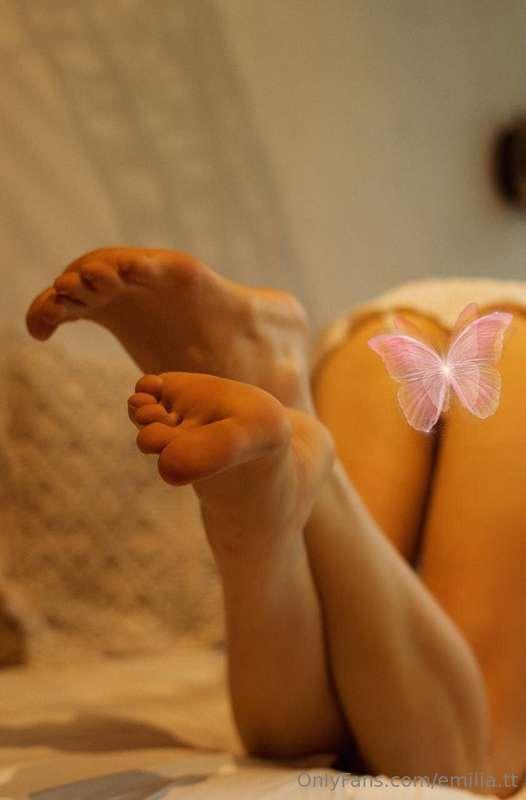 Discover a world of magic and pleasure with me🌟