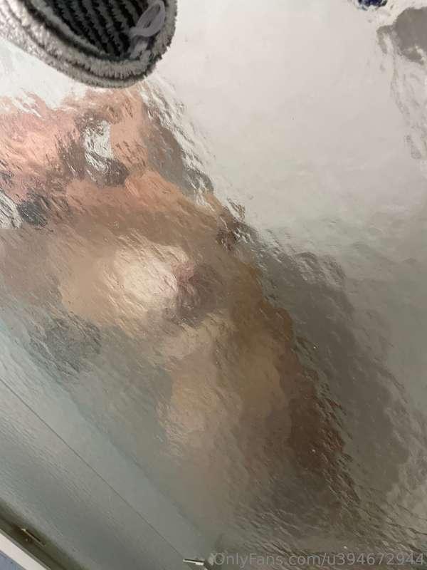 Unlock any of my pics or videos if you want to see more 😍😏💦🫣..