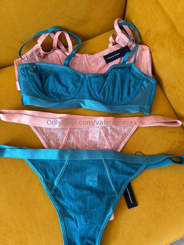 Unlock this to see my sexy blue lingerie on me 😈