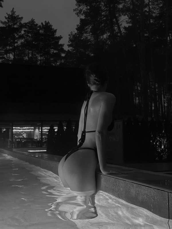 Imagine if you were here… You wouldn’t be able to look away...