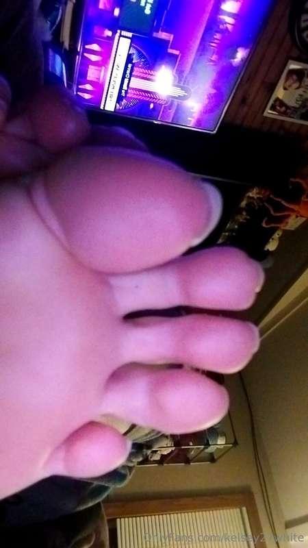 kelsey27white image #0