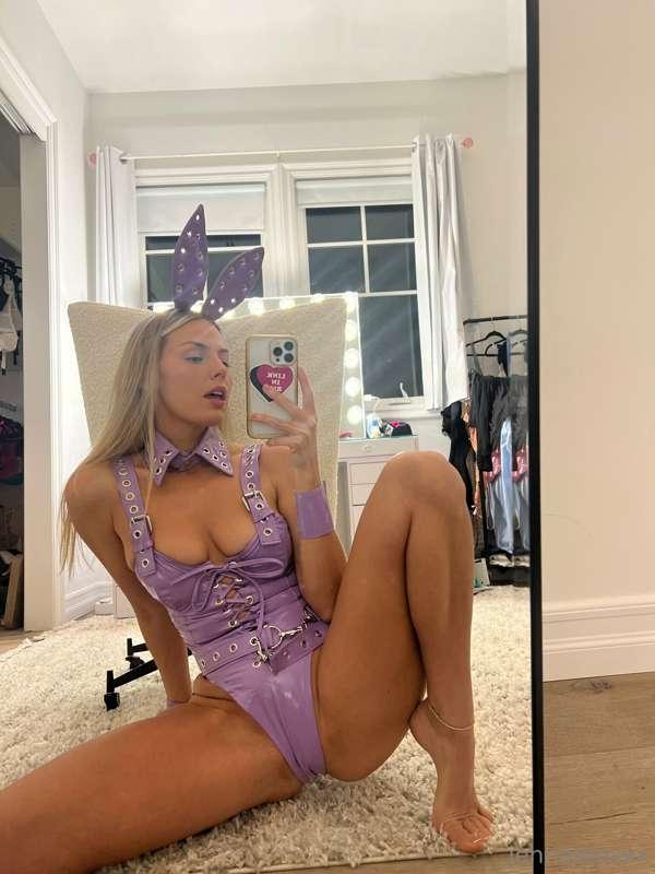 your slutty bunny is ready to play... dm me!
