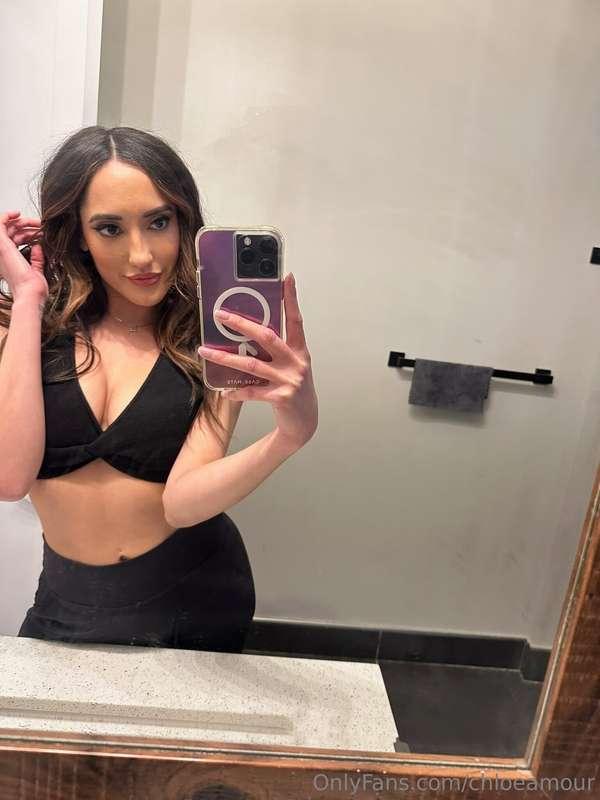 I was going to go out, but I'd rather message you. DM me 🍒