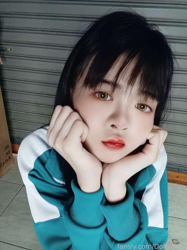 มองหน้า