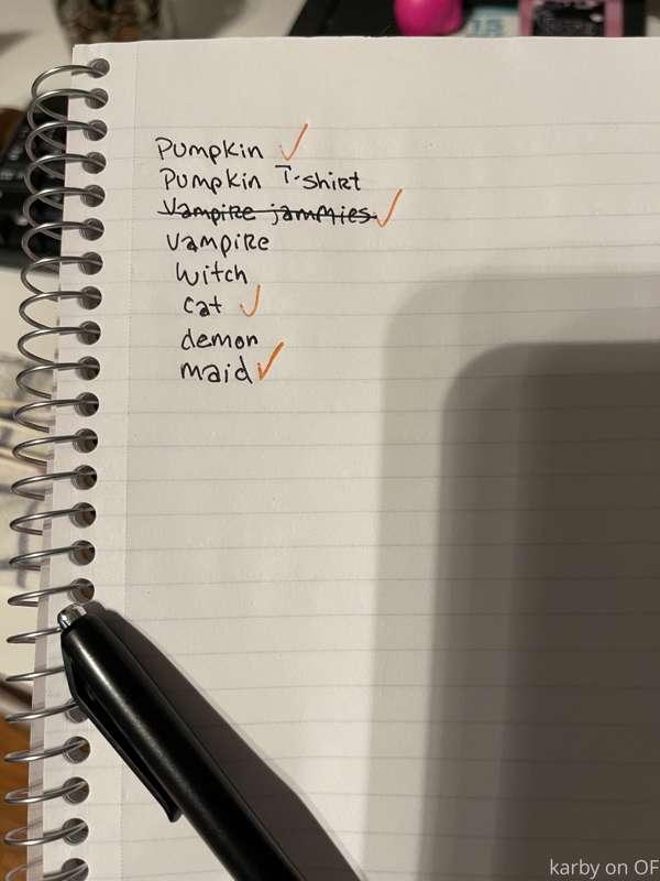 Busy time of year for a Hallo-Queen