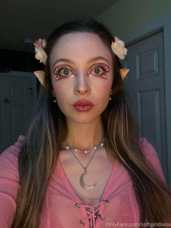 Off to the club!

(This isn’t my costume for the Halloween p..