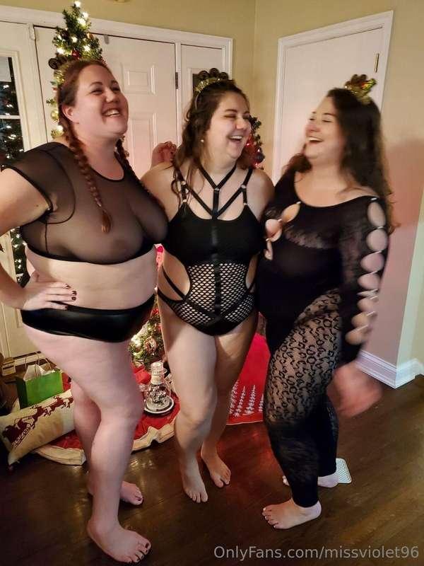 Happy New Year! 
So glad I got to ring in 2024 with these ba..