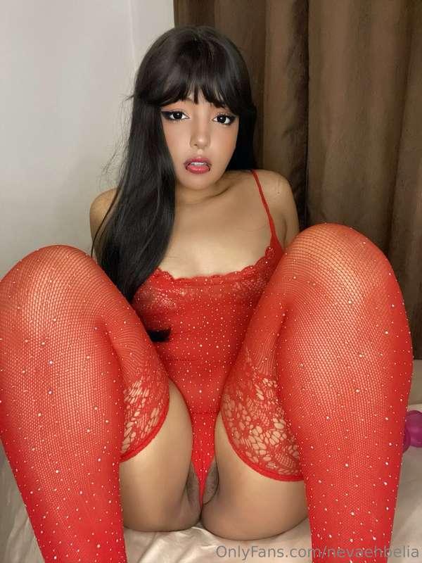 your innocent tiny e-slut <3 hehe