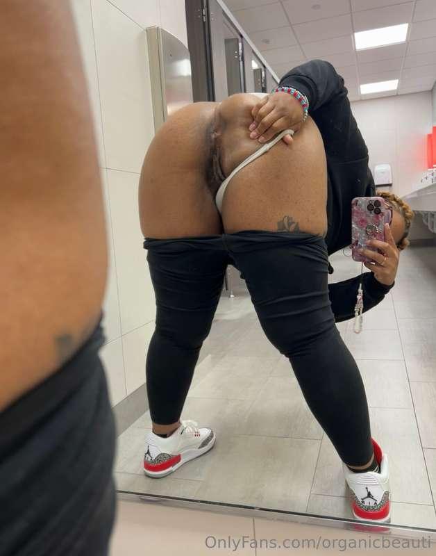 Would you eat it infront of the mirror ?