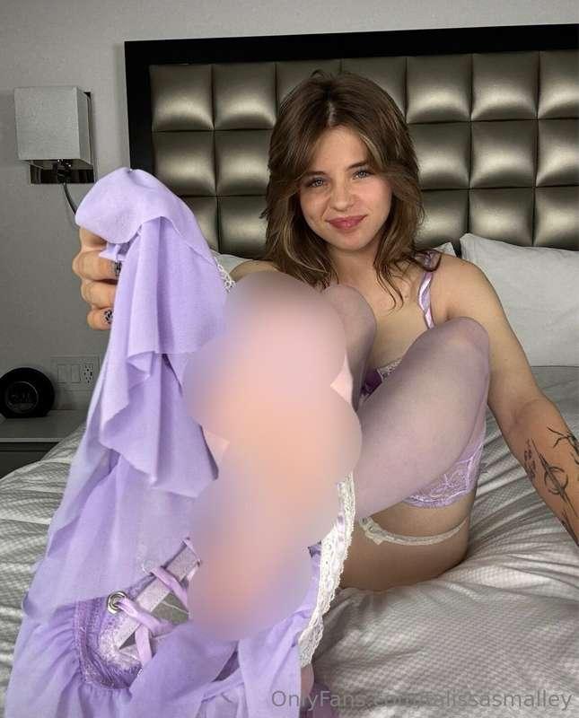 It’s the slow stockings peel for me… And maybe the toe scrun..