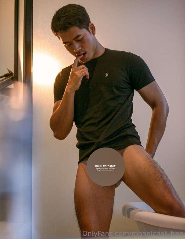 ชอบให้ผมยืน ไหมคับ ☺️FULL VERSION (ภาพเต็มไม่ปิด):💎 @ron_api..