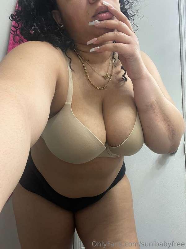 I want to be all you think about 🖤