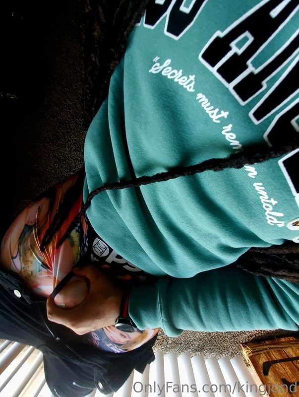 I'm such a hand full can you handle me😈