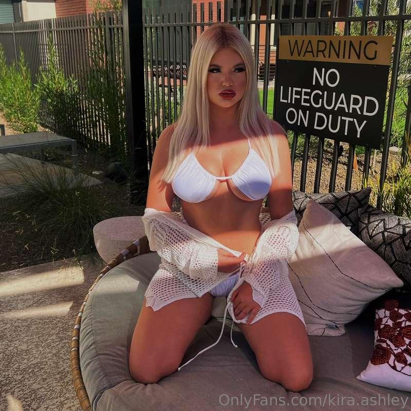 will you be my lifeguard daddy?❤️💦