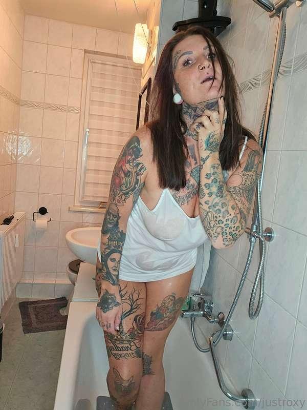 shower fun 😮‍💨💦