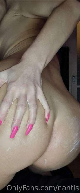 Sponsored by Nivea😆