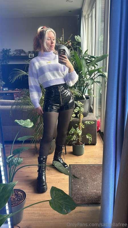 Like my pants? 😜