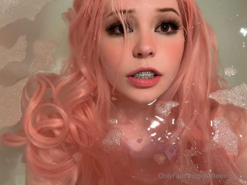 belledelphine image #23