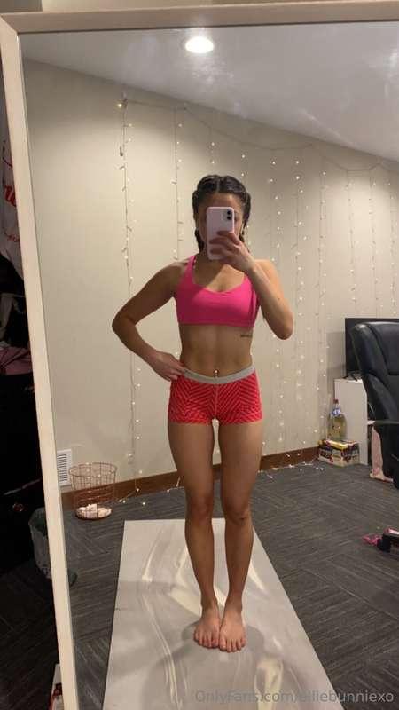 5’1 Petite girls do it best