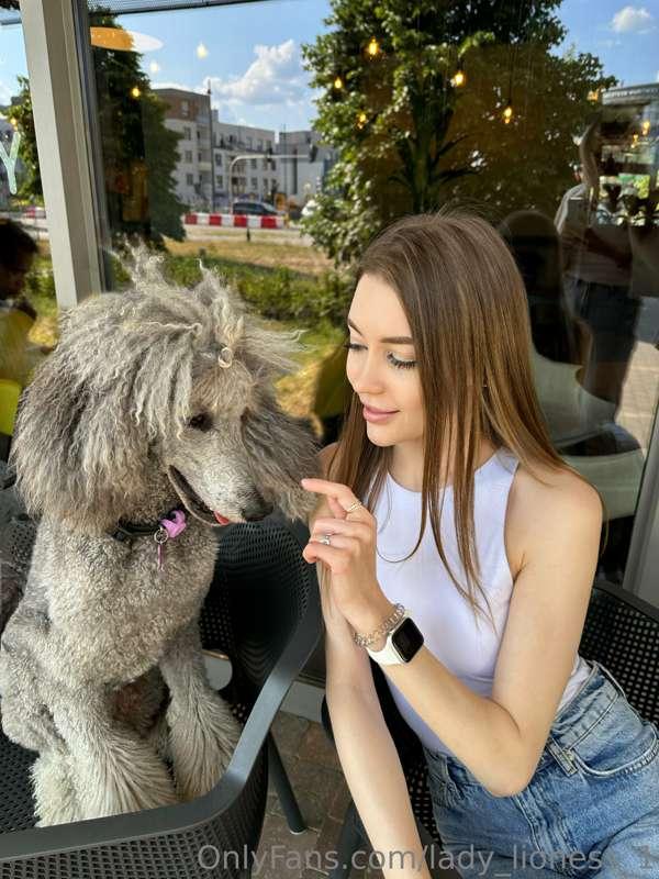 Nice and sunny day just like me 🌞🥰
