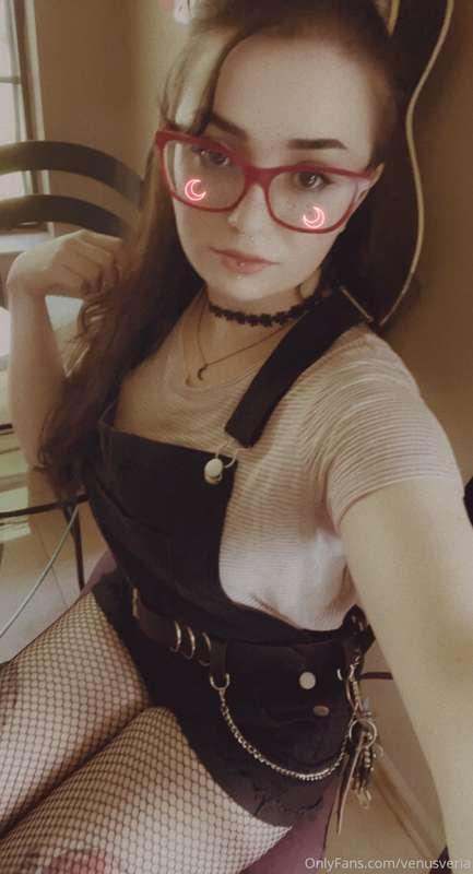 Just a simple selfie today 🥰