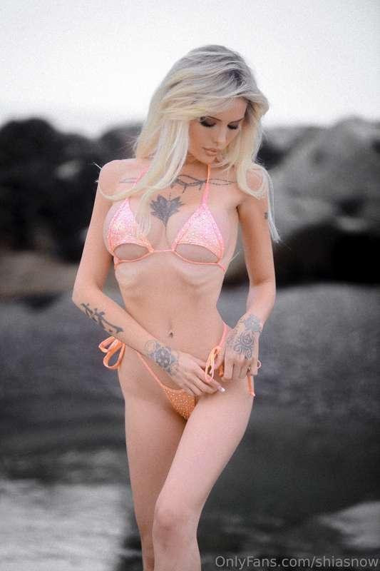 The way you stare tells me everything 🔥