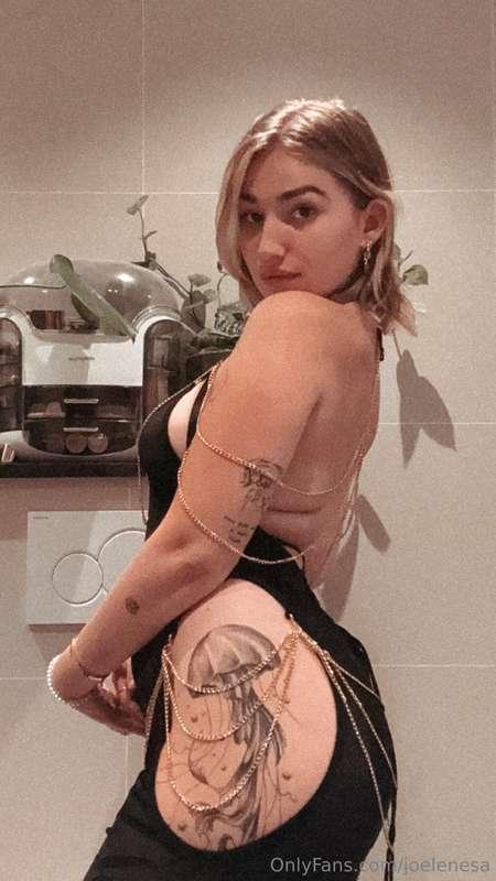 Come dance with me in my new dress❤️🤭