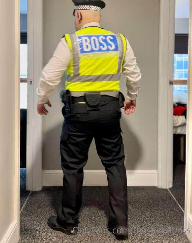 thesuitedboss image #3