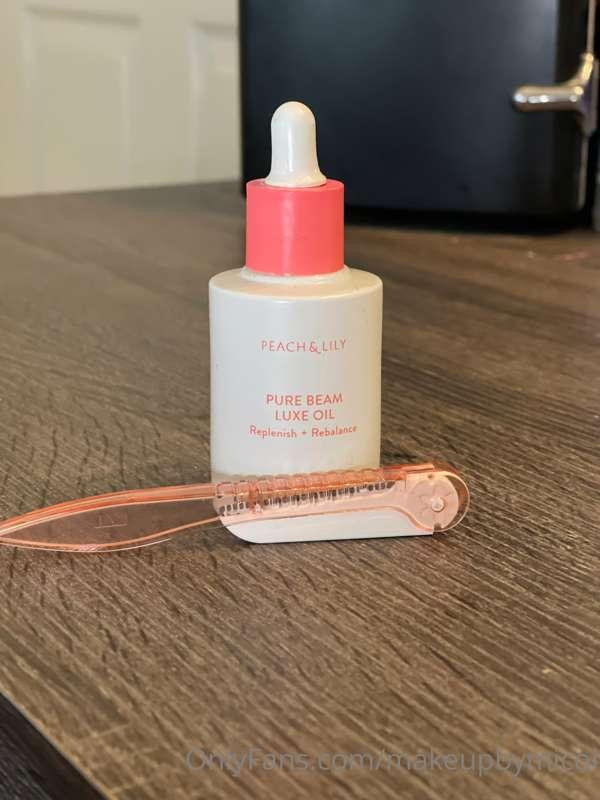 Hi everyone! 

Today we are going to talk about derma- plani..