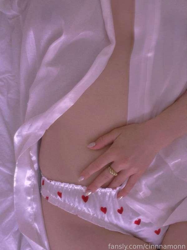 cinnnamonn image #5