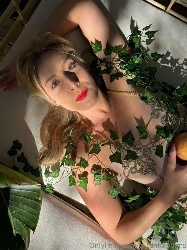 I know you want a taste of my forbidden fruit... check your ..