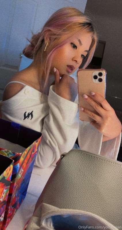 Such a busy Saturday for me, message me what your all up to ..