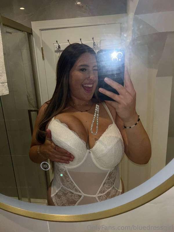 Let my sexiness do the talking 💋