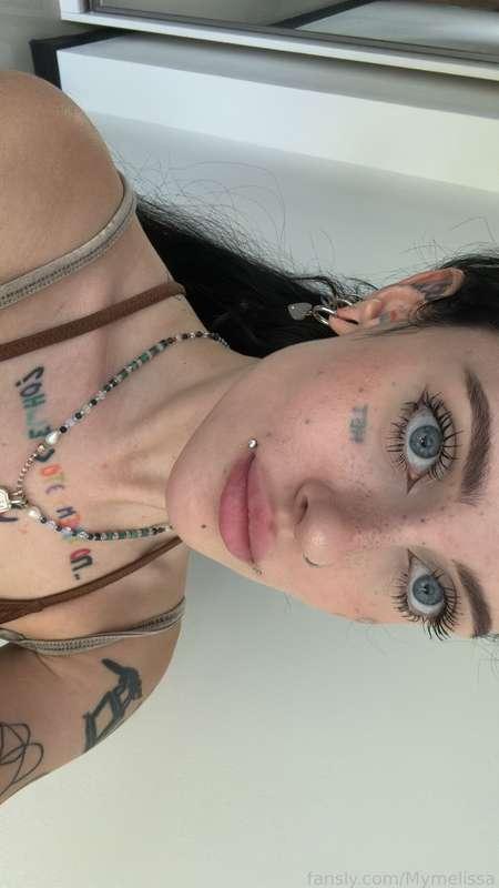 There's so much light in my eyes, would you like to drown in them?




#fyp #young #tattoed #petite #goddess #piercing #selfie #cute #sweet #pretty