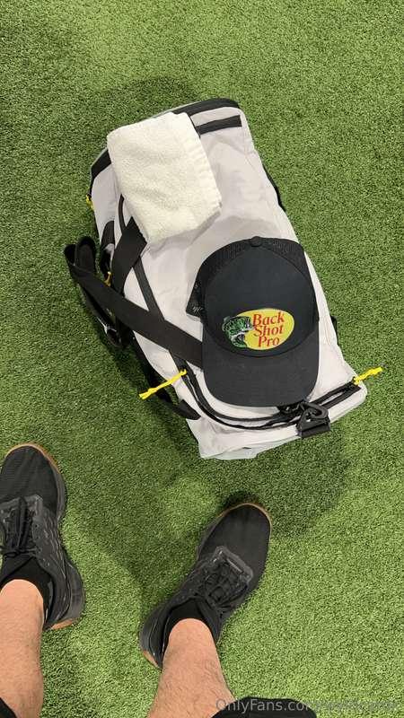 The hat at the gym says it all 😜😎