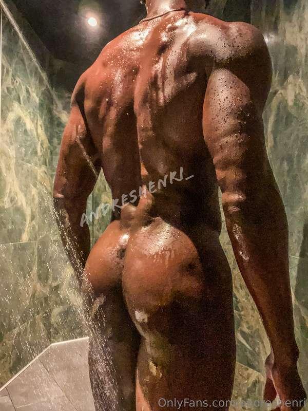 Get ready for steamy scenes and intense moments this weekend..
