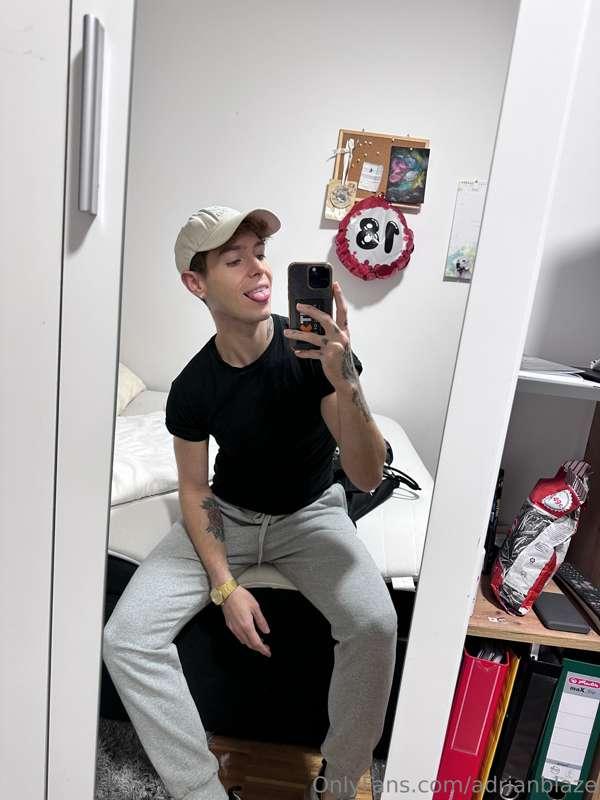 Hei guys I wanted to ask you all what you would like to see ..