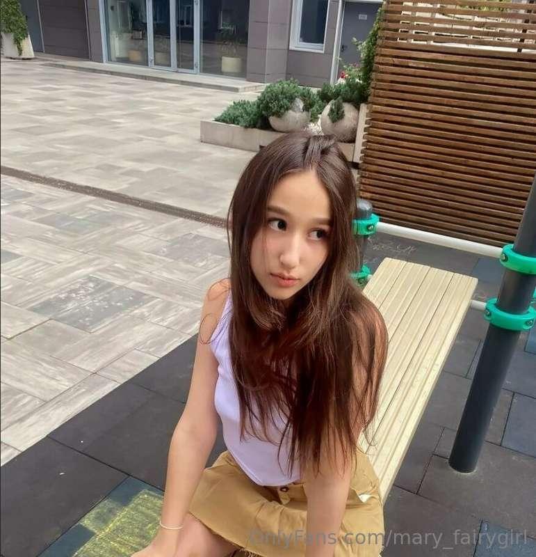 ⚡️@ollikittyx NOW WET⚡️
Oh my god @ollikittyx wants you... I..