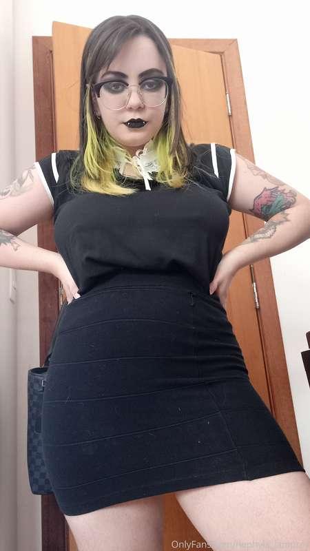 Swipe to undress me 😛
