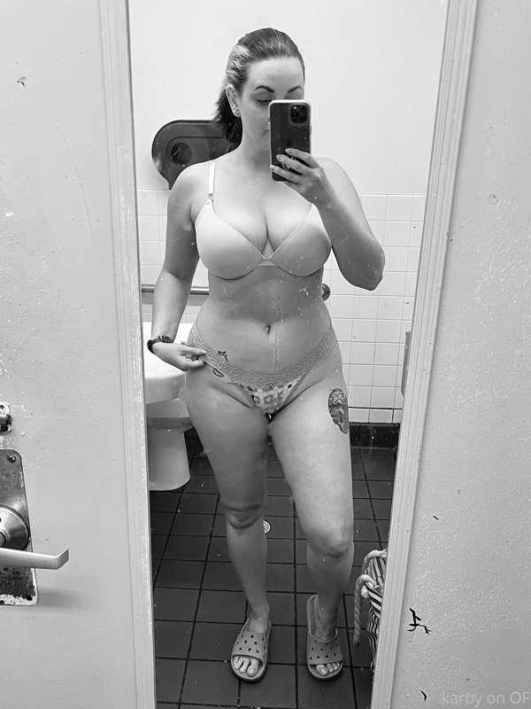 Work bathroom is kinda messy but it’s nice to get out of my ..