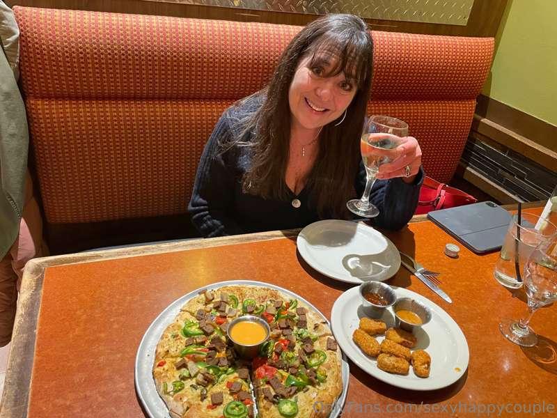 Last night in Minneapolis at the legendary Pizza Luce'. Deli..