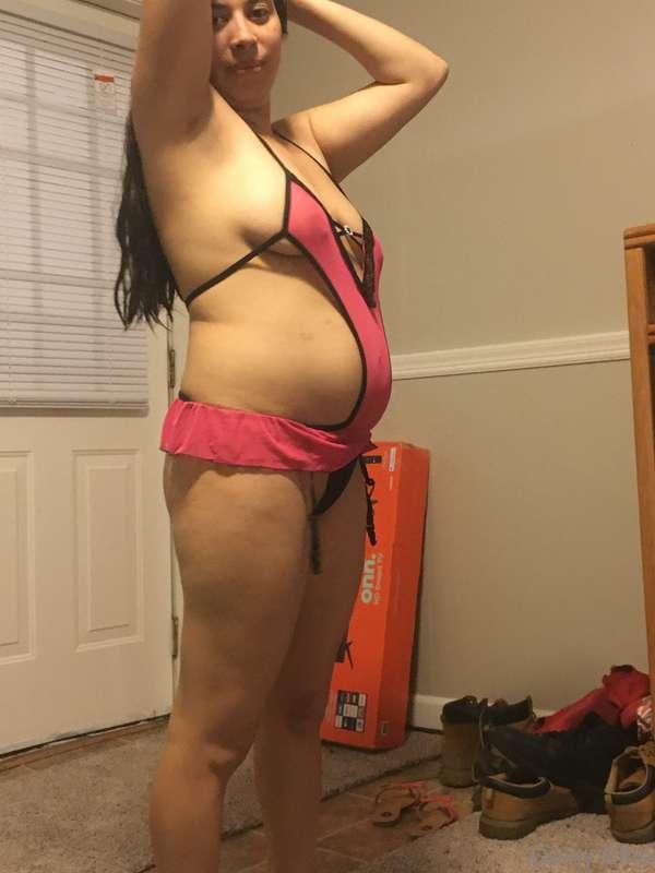 Preggo belly @devilishdaisy