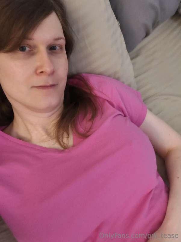 Okay okay, lemme lift my shirt a little :)