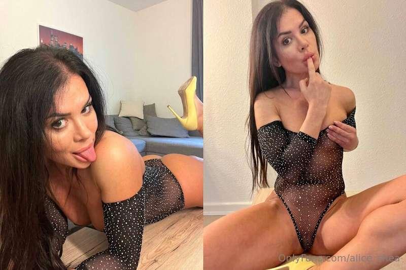 ### ***Hi, my name is Amanda❤️@amandamooor❤️*** ### ****I’m ..