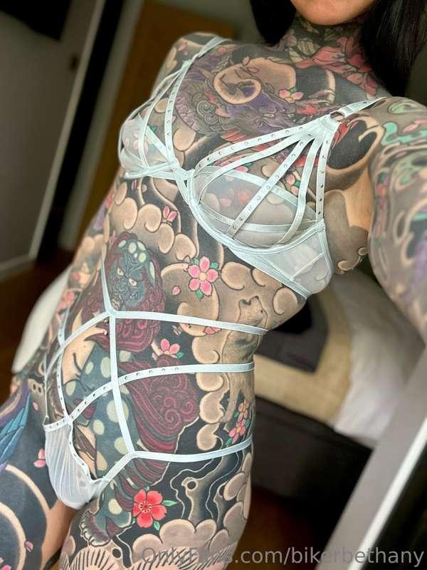 Rate this lingerie set out of 10 😜