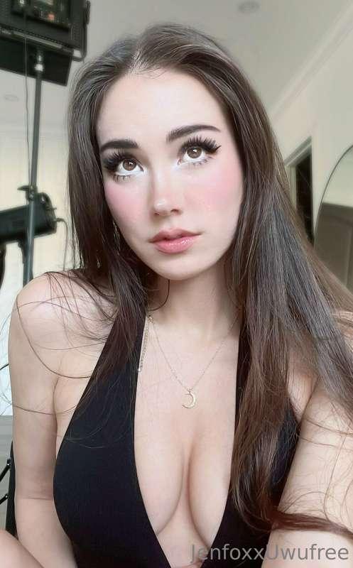 you pull your pants down and I look at you like this 🥺 what’..