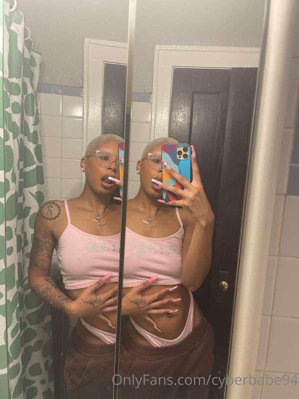 cyberbabe94 image #1