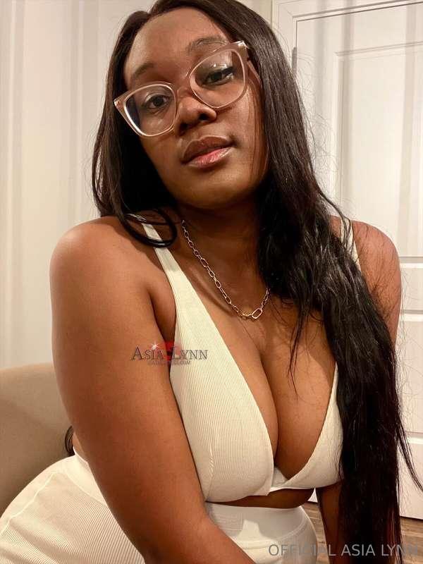 # are you horny? there’s a hot video in my dm 💌
@xasialynnx